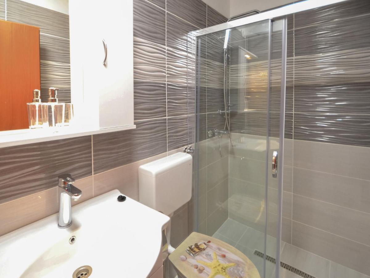 Holiday Home Frane By Interhome Lisane Tinjske Luaran gambar